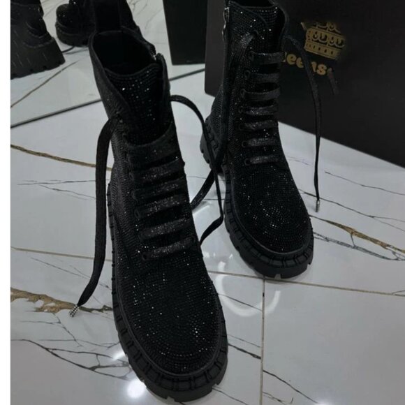 HISLIFEFUL - Black Rhinestone Thick-Heel Casual Lace-Up Martin Boots  Size: 7 - Picture 1 of 2